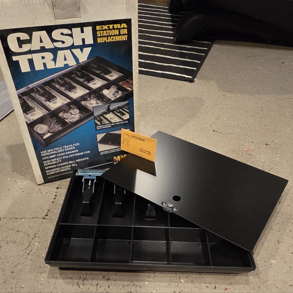 MMF Industries Black Cash Tray with Locking Lid W Keyes NEW
